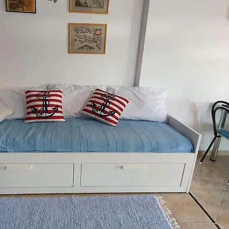 Apartment By The Sea - 22397