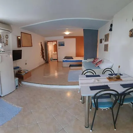 By The Sea - 22397 Apartment