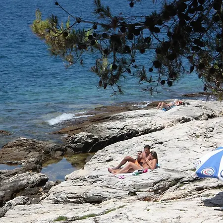 By The Sea - 22397 مورتير